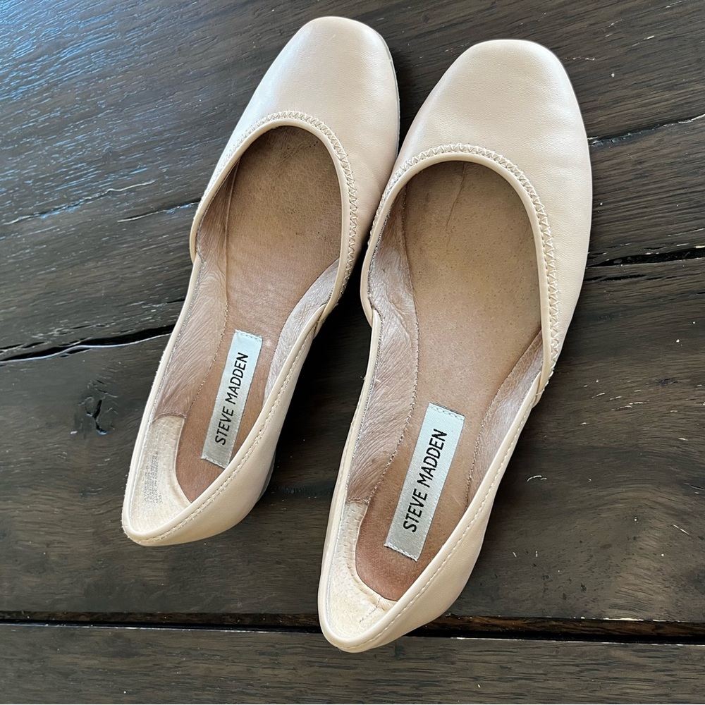 Steve Madden Aymee flats, size 5.5